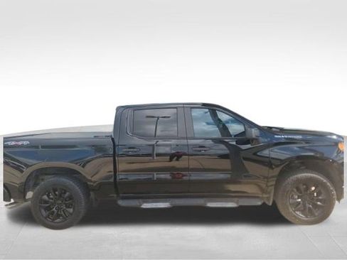 Used 2019 Chevrolet Silverado 1500 Custom w/ Custom Value Package image 5