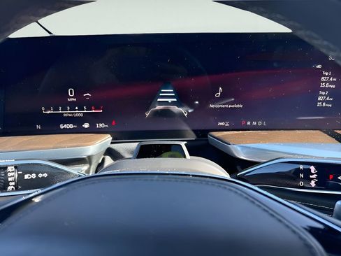 Used 2025 Cadillac Escalade Sport Platinum image 41