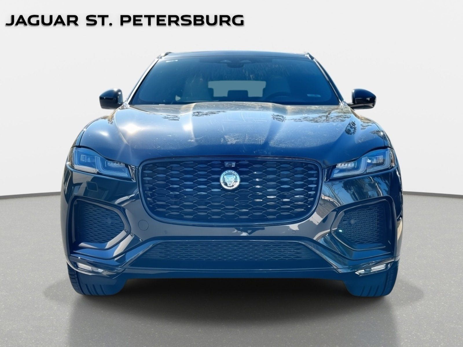 Used 2026 Jaguar F-PACE R-Dynamic S AWD/4WD image 2