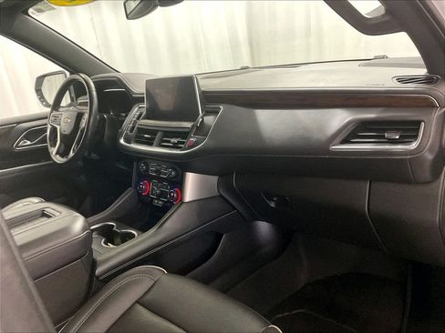 Used 2022 Chevrolet Tahoe Premier AWD/4WD image 14