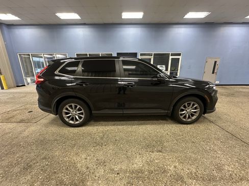 Used 2023 Honda CR-V EX-L image 8