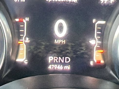 Used 2021 Jeep Wrangler Unlimited Sport image 32