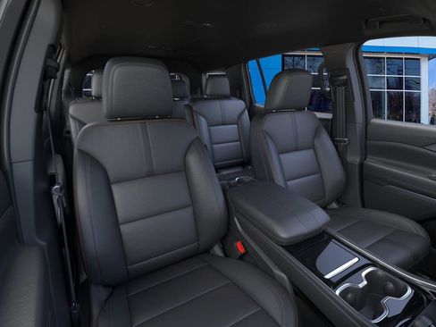 New 2026 Chevrolet Traverse High Country AWD/4WD image 16