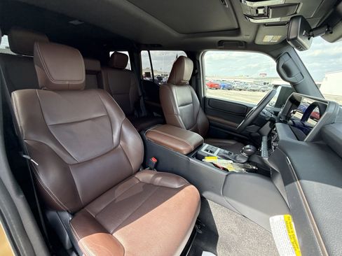 Used 2024 Toyota Land Cruiser image 26