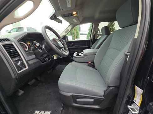 Used 2017 RAM 2500 Tradesman w/ Chrome Appearance Group image 22