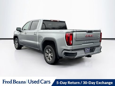 Used 2025 GMC Sierra 1500 SLT AWD/4WD image 5