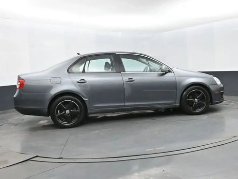 Used 2008 Volkswagen Jetta SE FWD image 4
