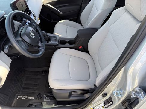 New 2026 Toyota Corolla Cross L image 11