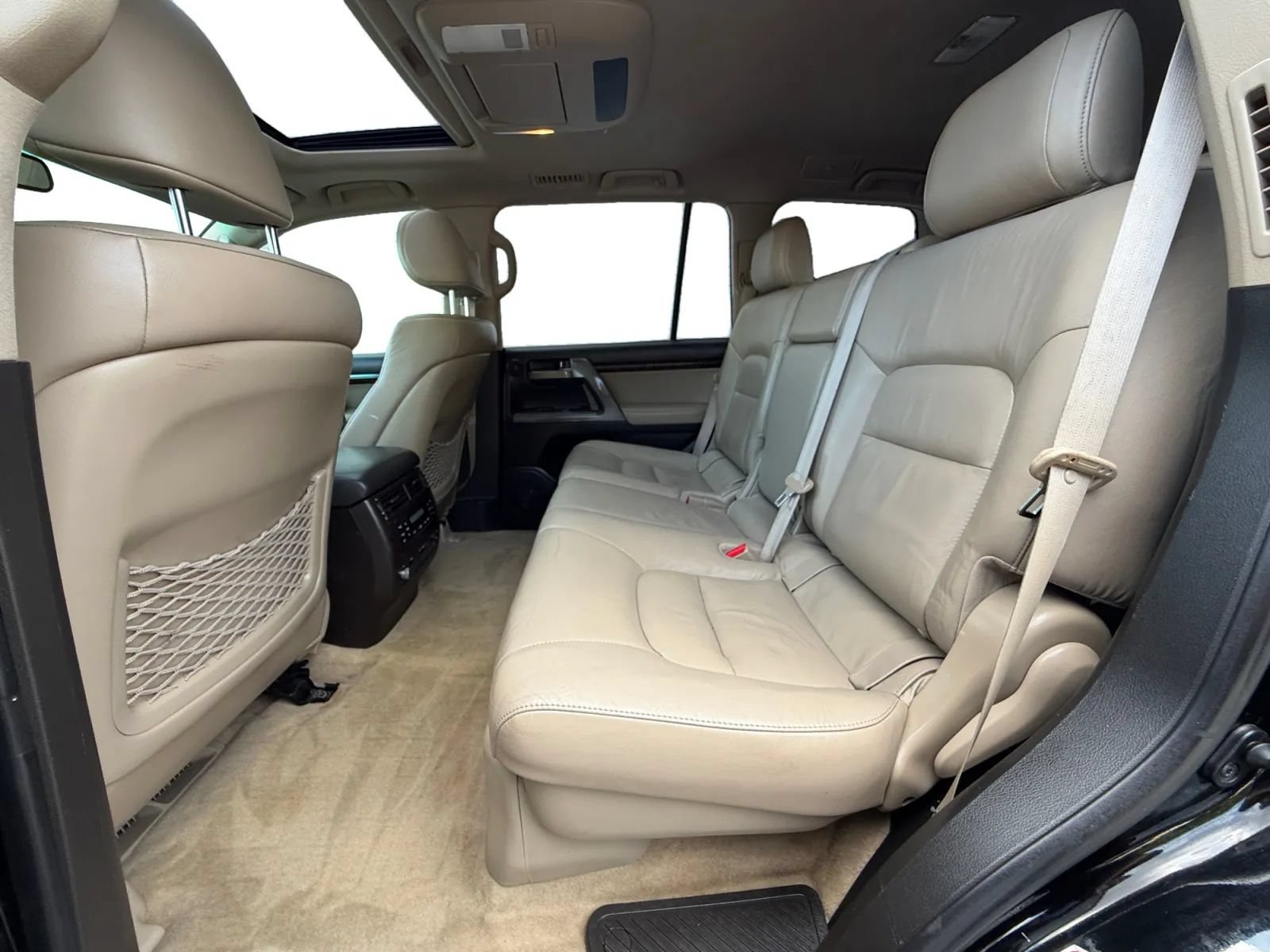 Used 2011 Toyota Land Cruiser w/ Upgrade Pkg AWD/4WD image 15