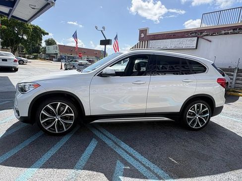 Used 2019 BMW X1 sDrive28i w/ Convenience Package FWD image 11