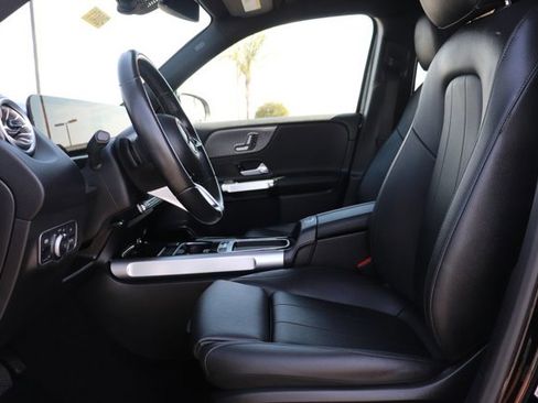 Used 2024 Mercedes-Benz EQB 250+ image 12