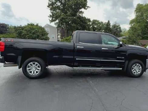 Certified 2019 Chevrolet Silverado 2500 LTZ w/ Duramax Plus Package AWD/4WD image 9