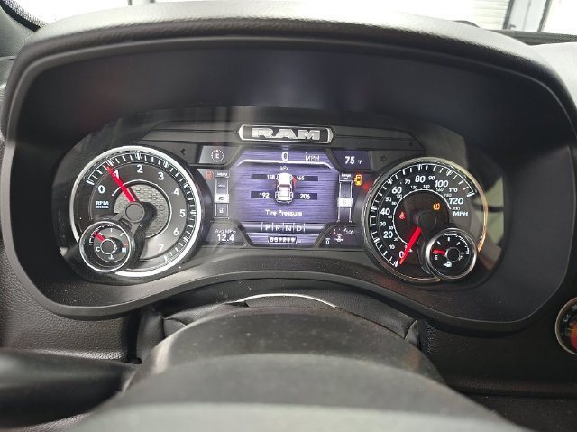 Used 2022 RAM 1500 Big Horn RWD image 4
