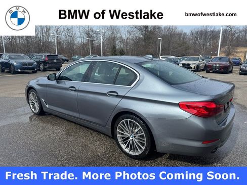Used 2019 BMW 530i xDrive w/ Convenience Package image 3