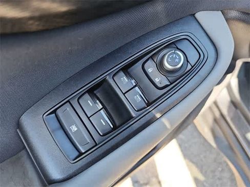 Used 2025 Subaru Outback Premium image 15