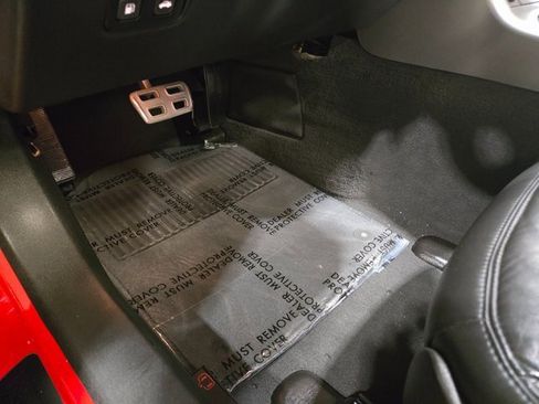 Used 2006 Chevrolet Corvette Base 2D Convertible w/ Preferred Equipment Group image 23