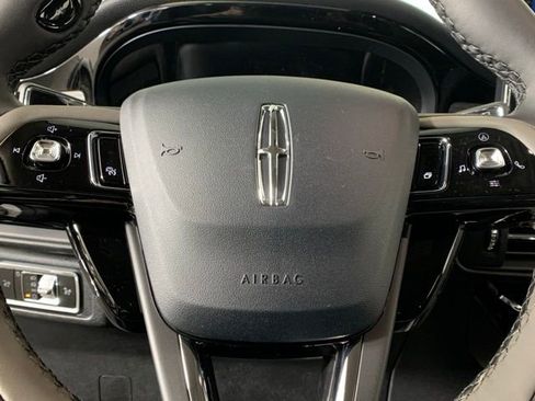 New 2025 Lincoln Corsair Premiere w/ Equipment Group 101A image 22