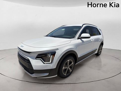 New 2026 Kia Niro LX FWD image 7