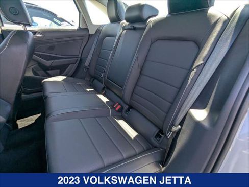 Used 2023 Volkswagen Jetta SE w/ Panoramic Sunroof Package FWD image 20