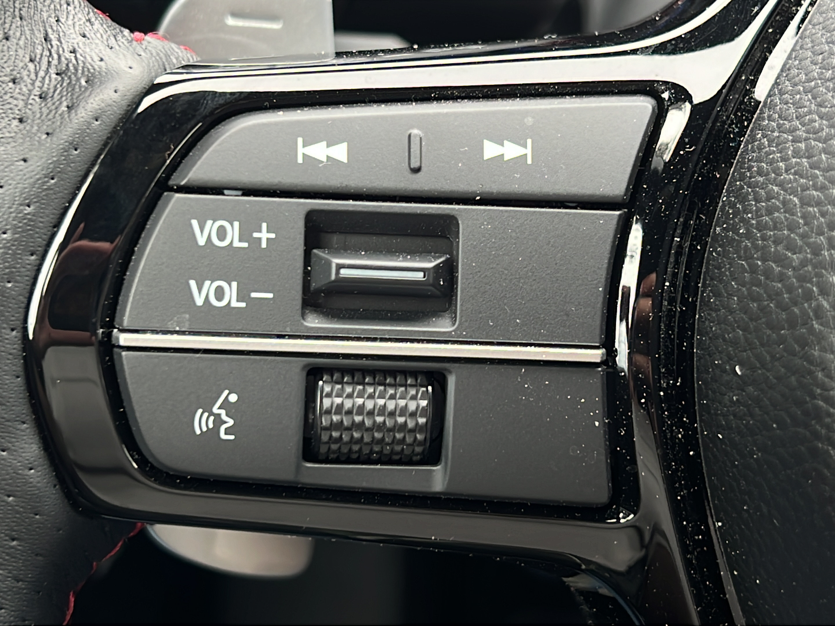 Used 2025 Acura ADX A-Spec FWD image 23