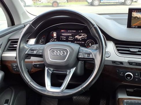 Used 2018 Audi Q7 2.0T Premium Plus w/ Premium Plus Package AWD/4WD image 11