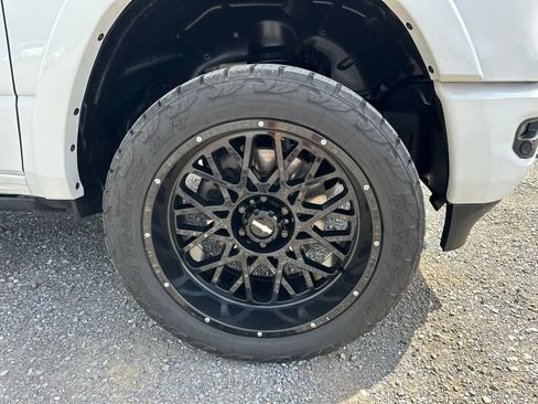 Used 2019 RAM 1500 Laramie AWD/4WD image 26