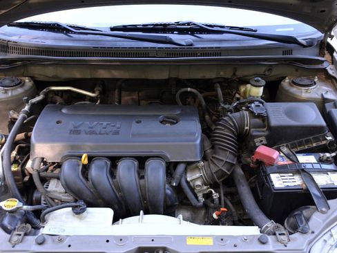 Used 2006 Toyota Corolla LE FWD image 17