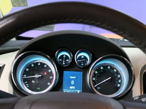 Used 2017 Buick Verano Leather w/ Experience Buick Package FWD image 17