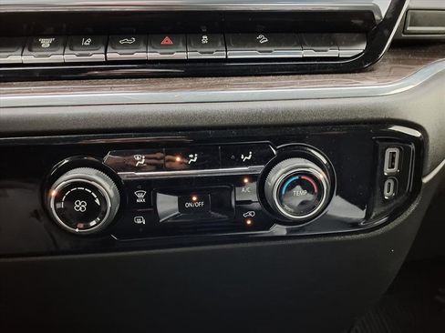 Used 2024 Chevrolet Silverado 3500 LT w/ Z71 Off-Road Package image 6