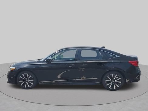Used 2024 Honda Civic EX image 5