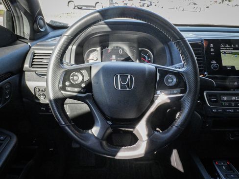 Used 2019 Honda Passport Touring image 18
