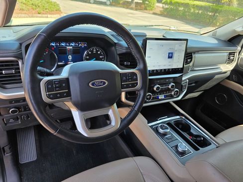 Used 2024 Ford Expedition Max XLT AWD/4WD image 15