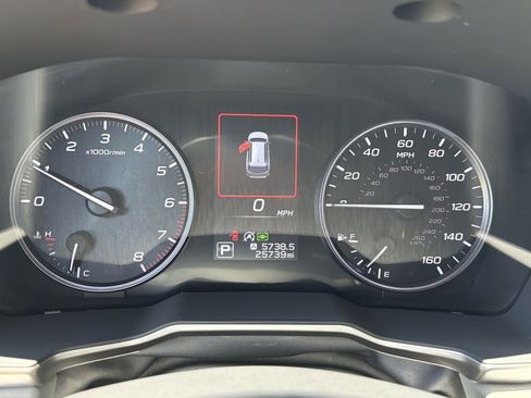 Certified 2024 Subaru Outback Limited AWD/4WD image 30