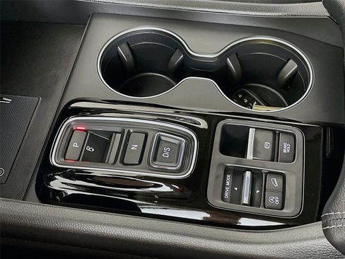 Used 2025 Honda Pilot EX-L image 21