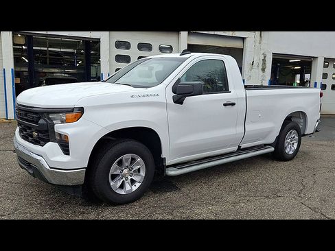 Certified 2025 Chevrolet Silverado 1500 W/T RWD image 4