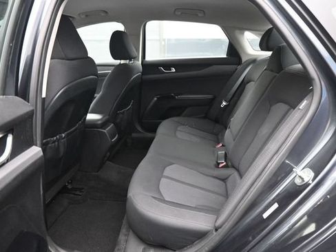 Used 2023 Kia K5 LXS FWD image 8