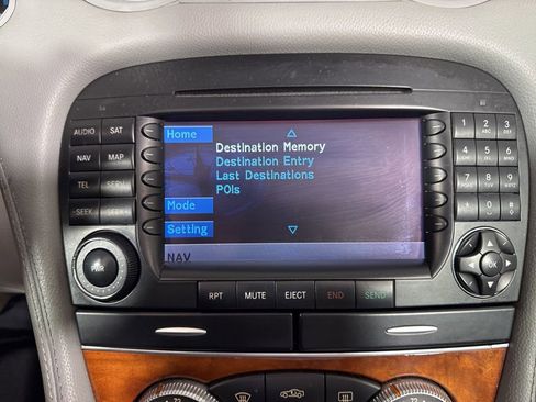 Used 2008 Mercedes-Benz SL 550 image 28