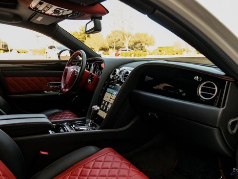 Used 2018 Bentley Flying Spur S V8 image 49