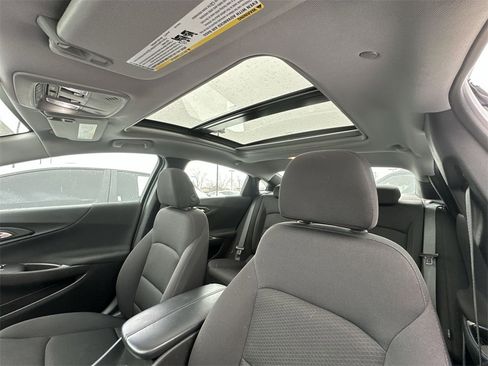 Used 2023 Chevrolet Malibu LT image 13