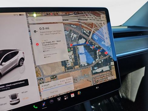 Used 2022 Tesla Model Y Long Range AWD/4WD image 13
