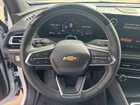 New 2026 Chevrolet Traverse High Country w/ LPO, Floor Liner Package AWD/4WD image 25