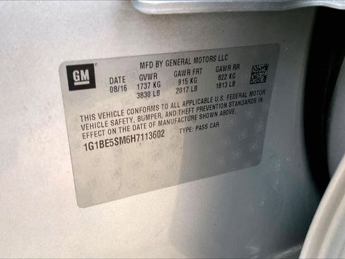 Used 2017 Chevrolet Cruze LT image 20