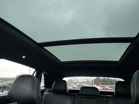 Used 2023 Volkswagen Atlas Cross Sport SE image 23