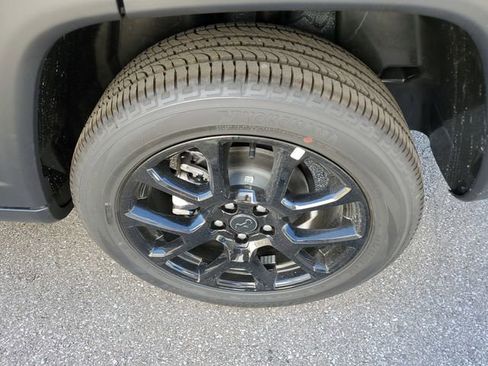 New 2026 Jeep Compass Latitude image 6