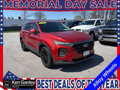Used 2019 Hyundai Santa Fe SEL w/ Cargo Package FWD image 1