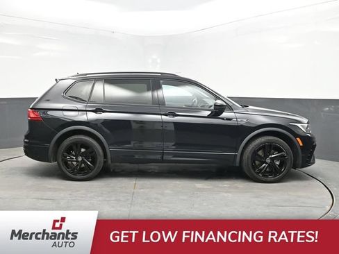 Used 2023 Volkswagen Tiguan SE R-Line AWD/4WD image 9