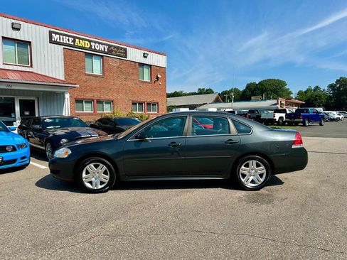 Used 2014 Chevrolet Impala LT w/ LT Sunroof Package FWD image 5