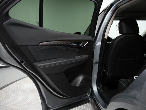 Used 2023 Buick Envision Avenir image 23