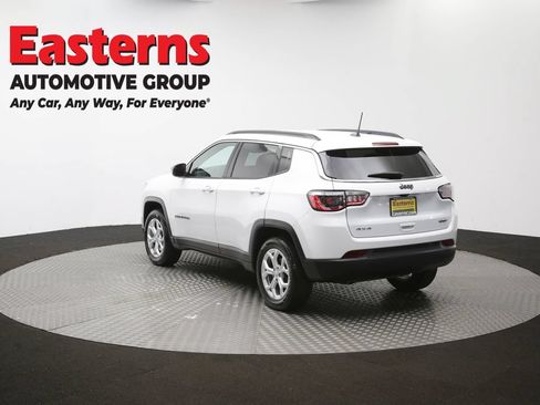 Used 2024 Jeep Compass Latitude AWD/4WD image 59