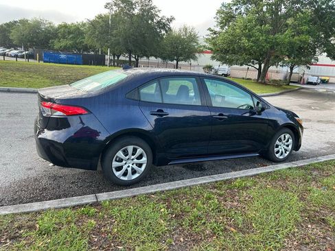 Used 2023 Toyota Corolla LE image 5